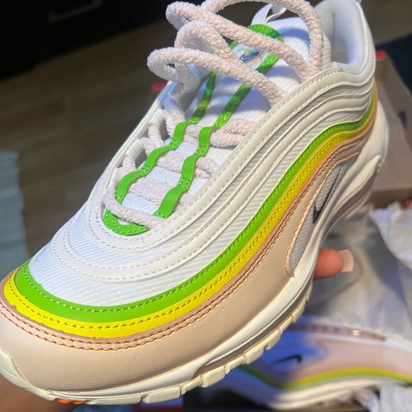 Women’s size 10 Nike Air Max 97 - Picture 4 of 4